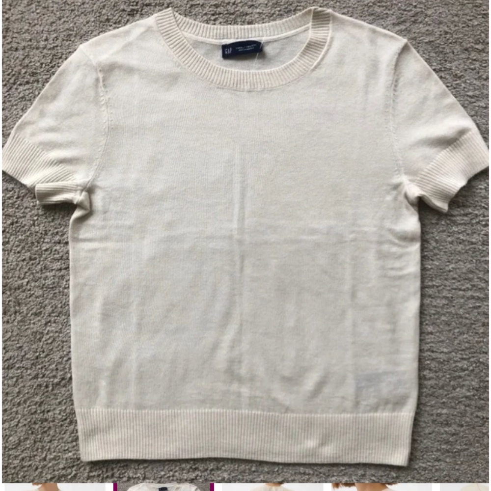 GAP XS Petite Cropped Lightweight Top.